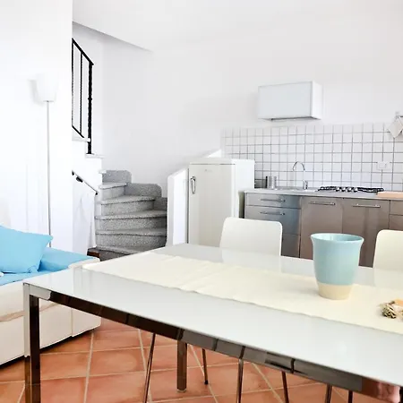 Holiday home Arromaniu *